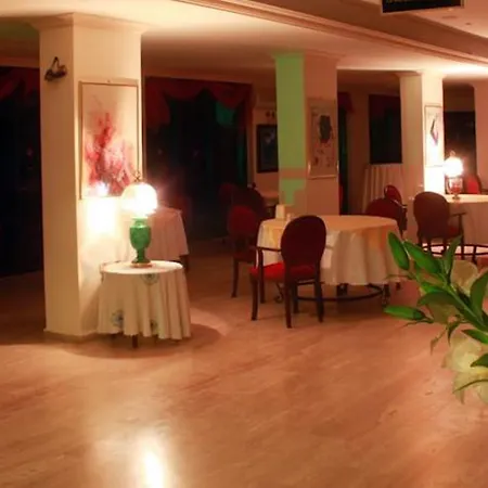 Verano Hotel İçmeler